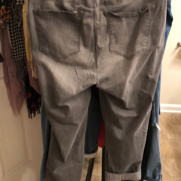 Women’s plus size (18) by refuge gray denim skinny - Picture 5 of 5